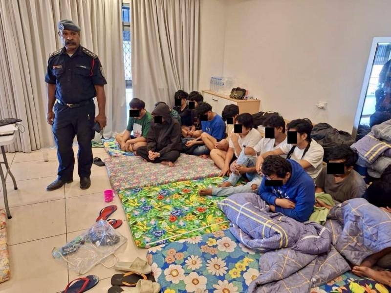 Polisi Melakukan Penggerebekan Kasus Penipuan Online Pertama di Papua Nugini